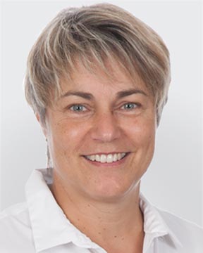 Agnes Eschbach, Administration